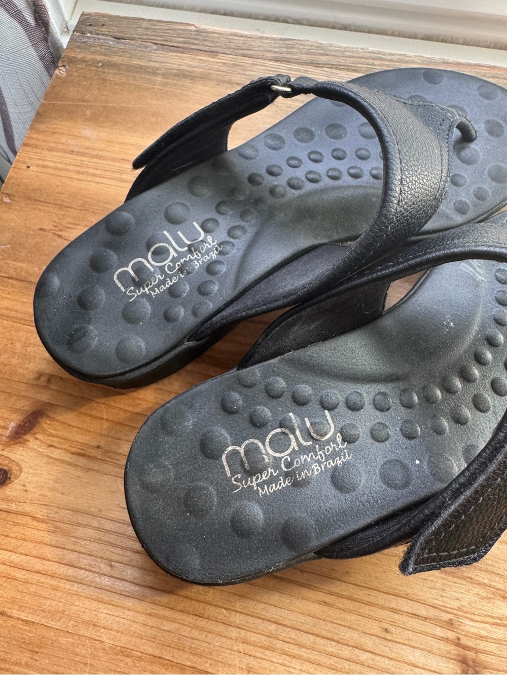 MALU Women’s Black Flip Flop Shoes 7 - Picture 4 of 7